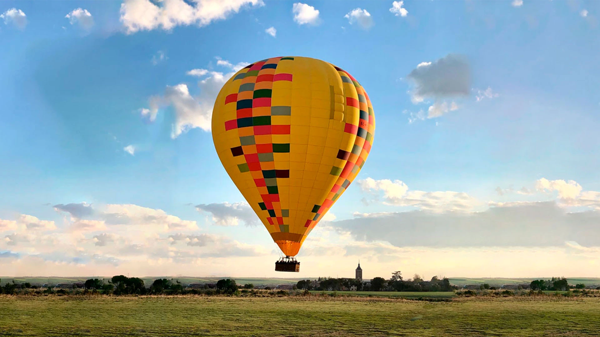 Évora Hot Air Balloon & Guided City Tour