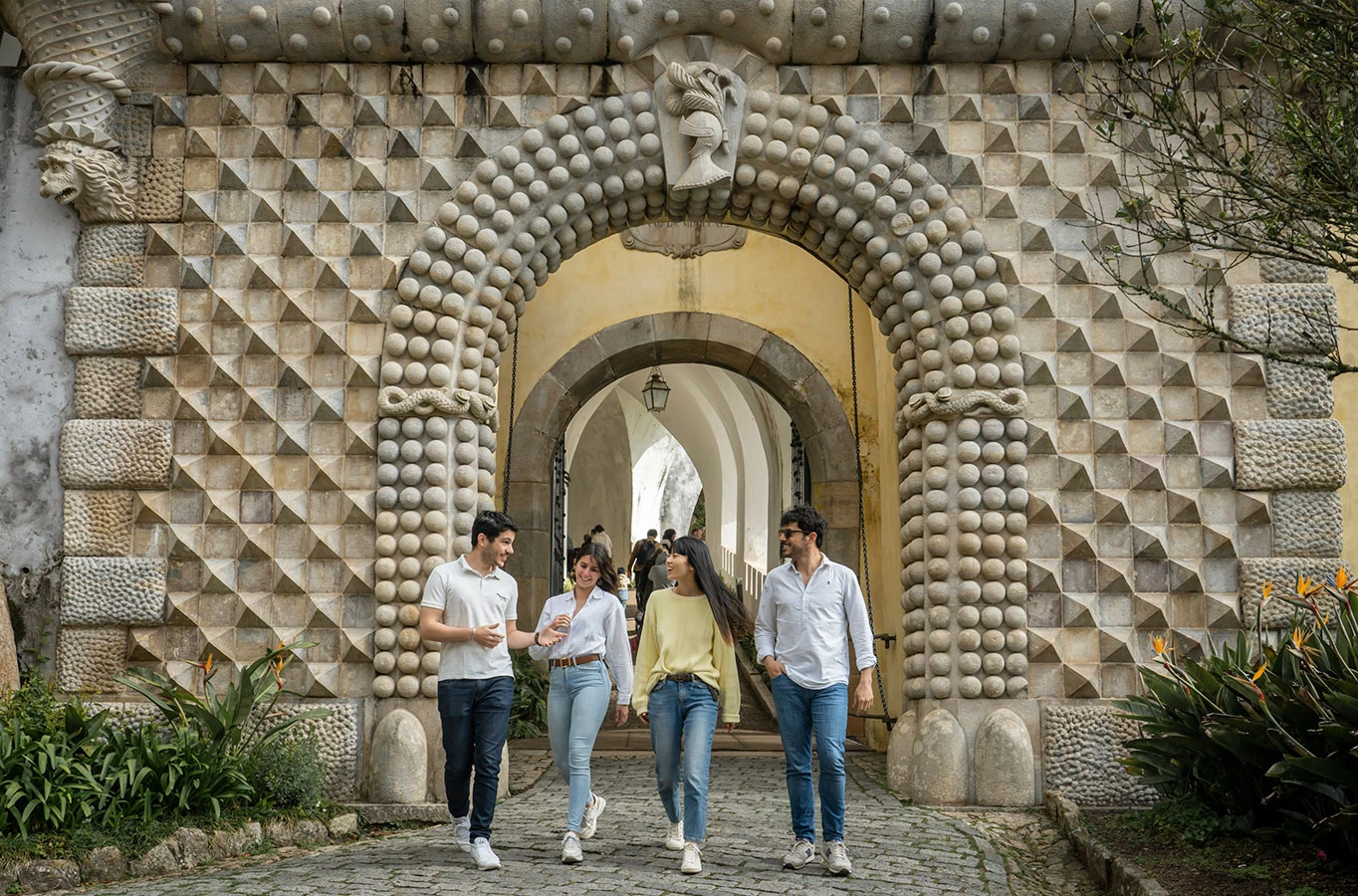 Sintra, Pena Palace & Cascais: Private Day Trip from Lisbon